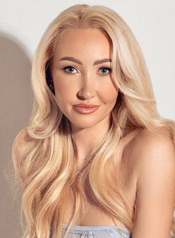 central london blonde Solana london escort