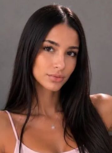 Kensington brunette Baldina london escort