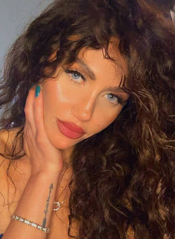 Earls Court massage Charoite london escort