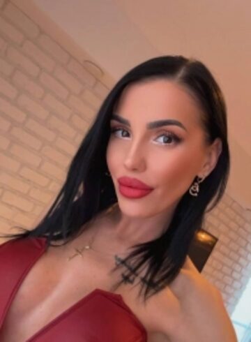 Kensington 200-to-300 Lindsey london escort