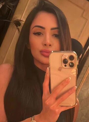 Marble Arch brunette Lasca london escort