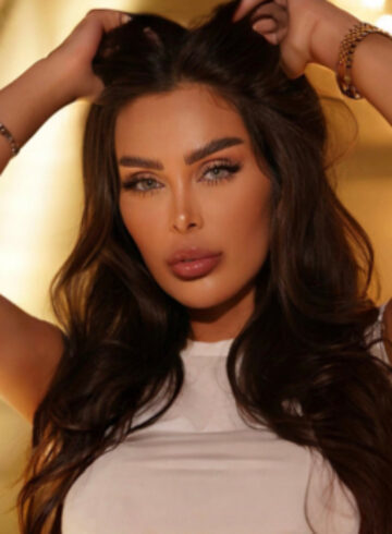 Mayfair elite Adriana london escort