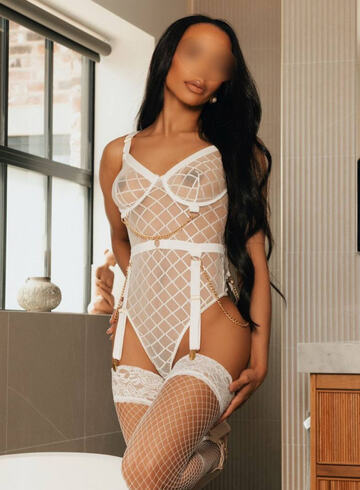 central london brunette Tigress london escort