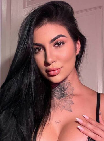 Paddington brunette Lavaterra london escort
