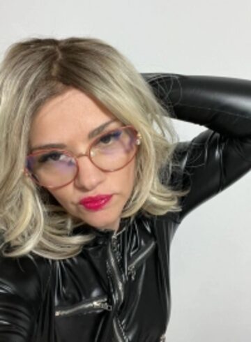 Paddington party-girl Phoenix london escort