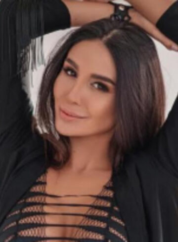 Earls Court  Mia london escort