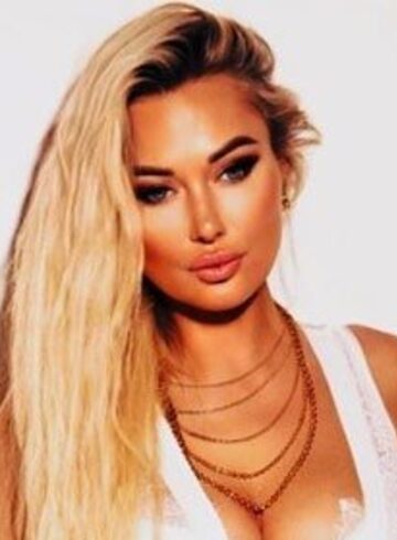 South Kensington busty Alice london escort