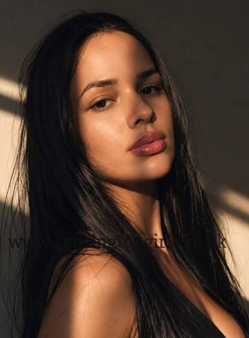 Notting Hill a-team Emilia london escort