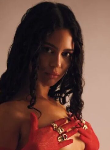 Central London 400-to-600 Cepura london escort
