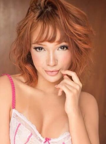 central london party-girl Mira london escort