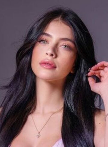 South Kensington elite Cuddle london escort