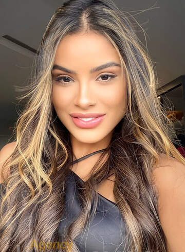 Mayfair 400-to-600 Eniola london escort