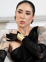 Central London petite Tilly london escort