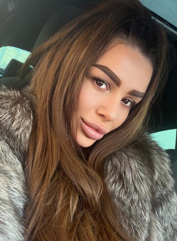 Earls Court mature Roca london escort