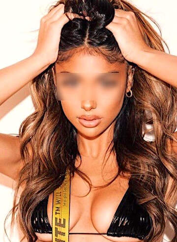 Knightsbridge blonde Sprite london escort