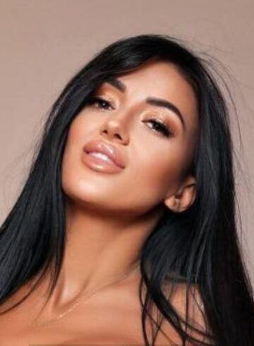 central london brunette Ana london escort