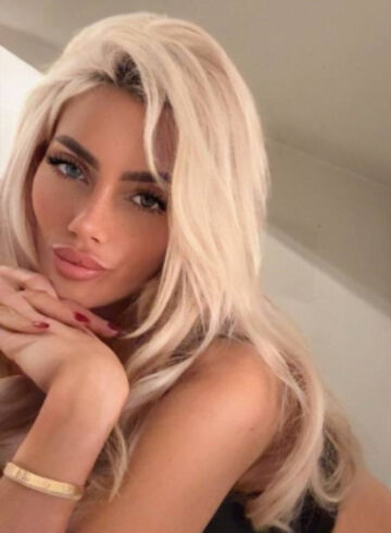 South Kensington busty Devon london escort