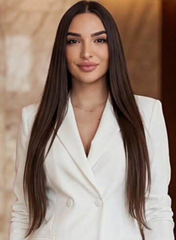 Earls Court petite Eridana london escort