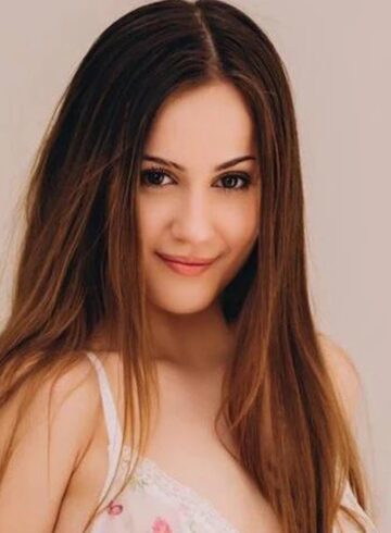 Earls Court  Arai london escort
