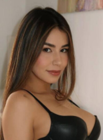 Earls Court 300-to-400 Khamis london escort