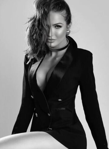 Central London elite Maine london escort