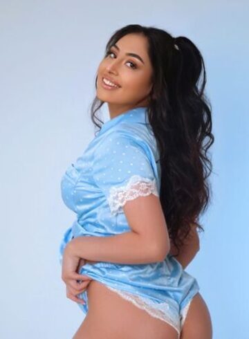 Bayswater 200-to-300 Clover london escort