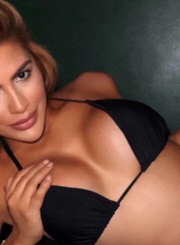 Kensington blonde Vanilla london escort