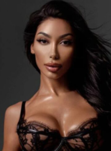 Central London 600-and-over Esmira london escort