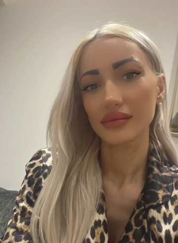 Baker Street blonde Selena london escort