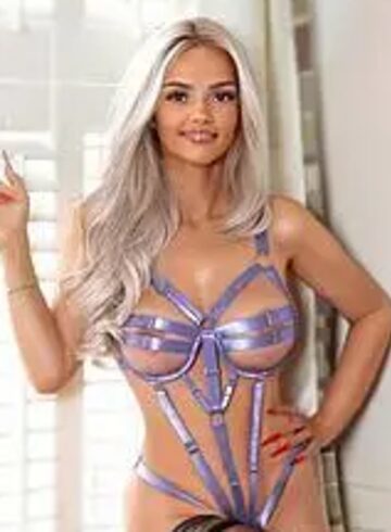 Edgware Road a-team Hellen london escort
