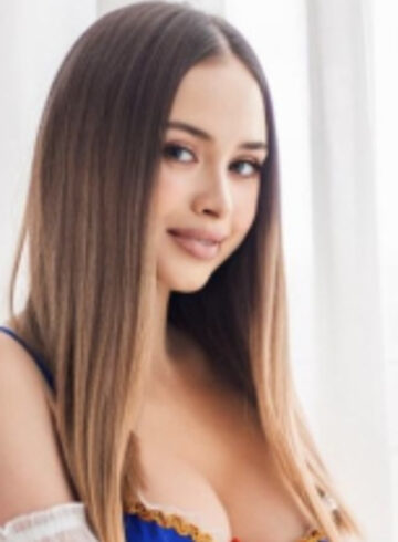 Earls Court brunette Marsalina london escort