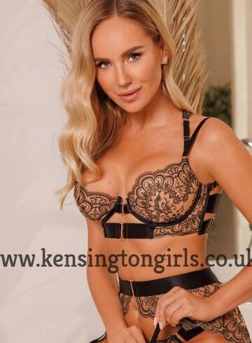 Earls Court 400-to-600 Mila london escort