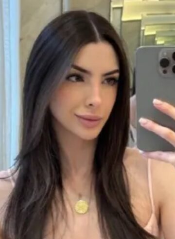 Earls Court massage Rivana london escort