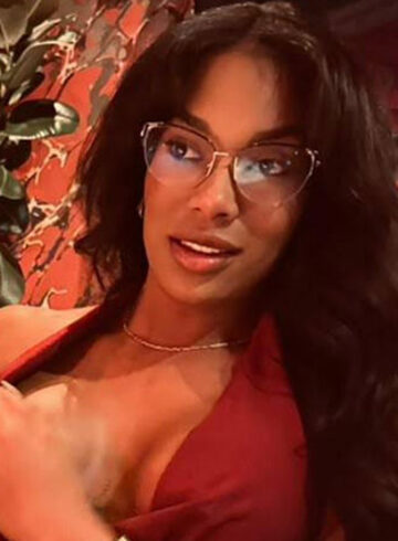 South Kensington party-girl Selyse london escort