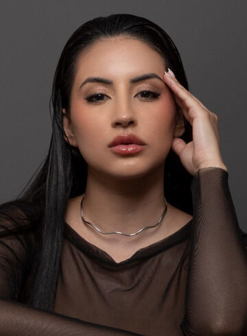 Knightsbridge  Erica london escort