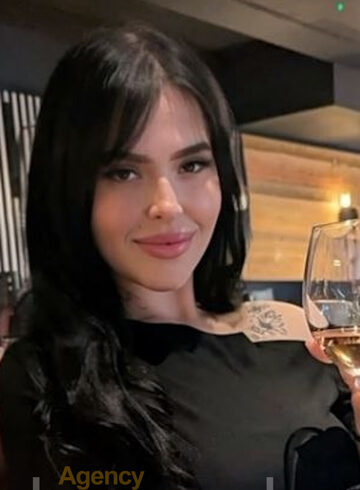 central london petite Sivora london escort