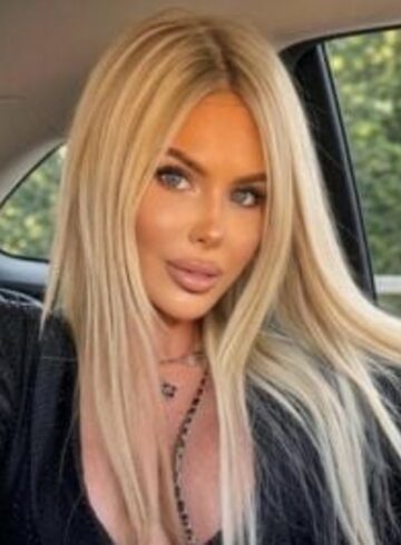 Earls Court 300-to-400 Laura london escort