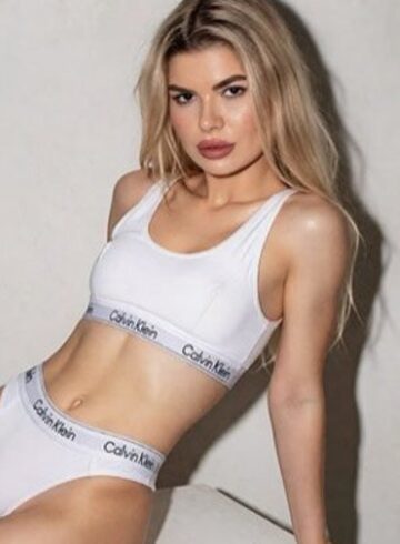 Earls Court 600-and-over Vivienne london escort