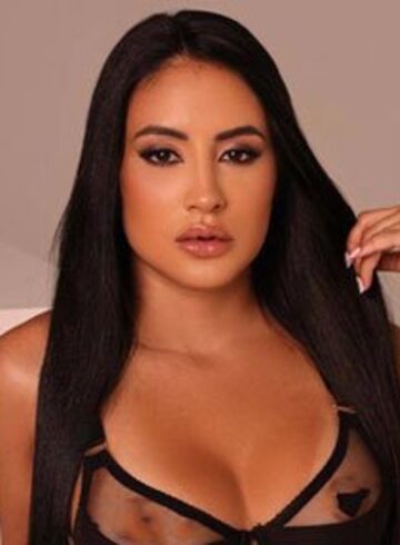 Knightsbridge massage Elvira london escort