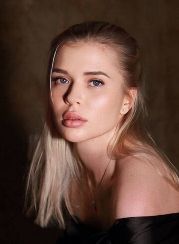 Earls Court 300-to-400 Bonnie london escort