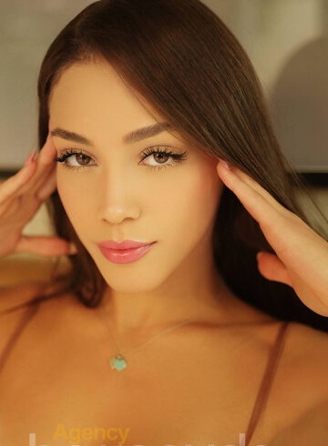 Earls Court 600-and-over Milkshake london escort