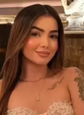 Gloucester Road party-girl Ambiona london escort