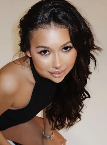 Outcall Only brunette Bailey london escort
