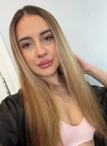 Central London blonde Kimber london escort
