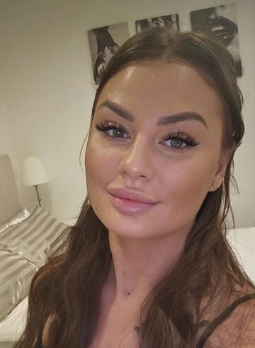 Central London under-200 Verity london escort