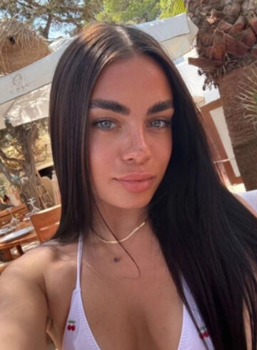 Bayswater elite Blossom london escort
