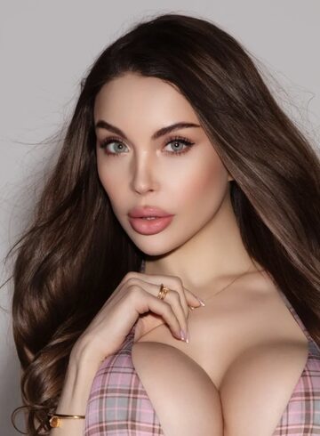Kensington pornstar Melana london escort