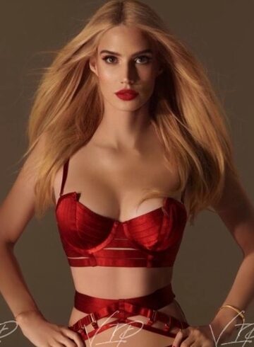 Knightsbridge elite Chanel london escort