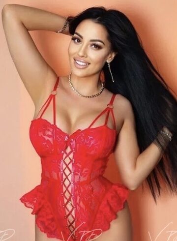Edgware Road pornstar Violetta london escort