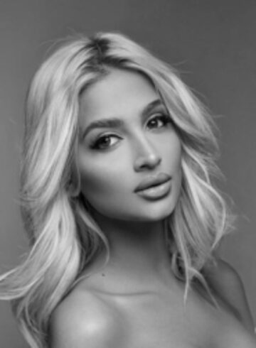 Earls Court blonde Nerka london escort